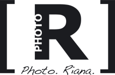 Photo Riana Logo